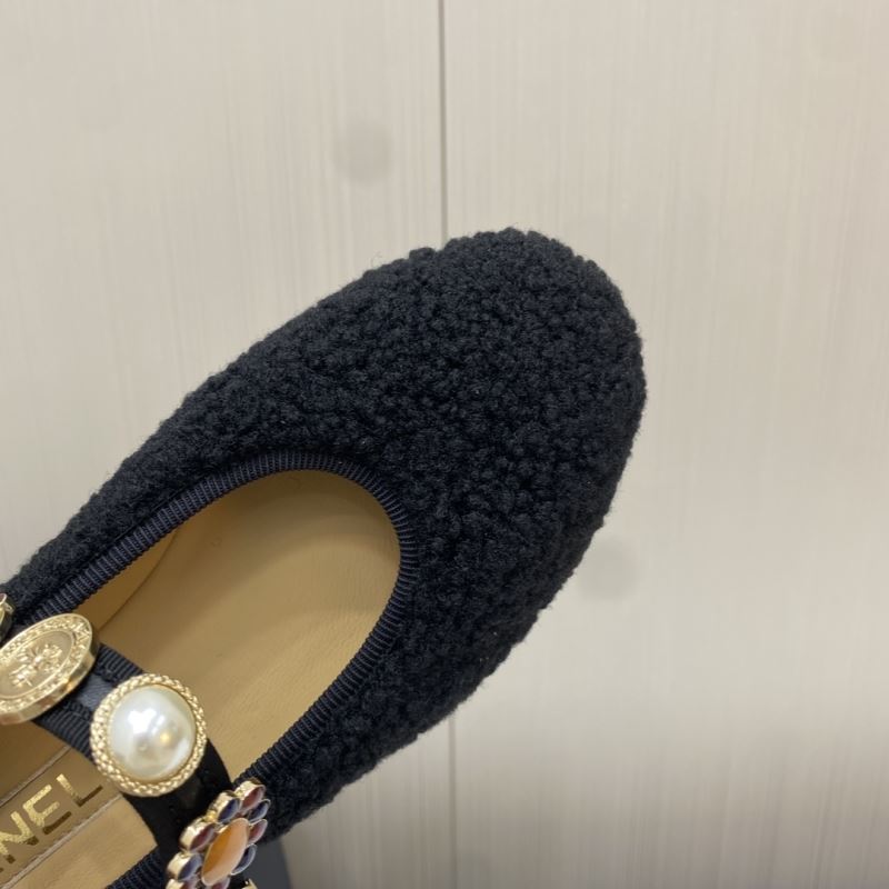 Chanel Low Shoes